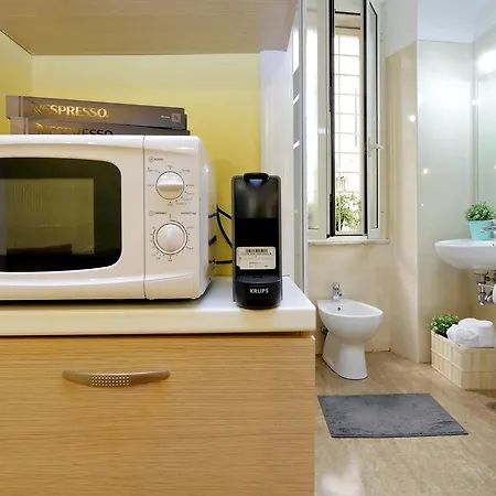 Madonna Dei Monti Apartment *